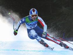 WHISTLER, BC - FEBRUARY 20: Lindsey Vonn of the United States competes in the women's alpine skiing Super-G on day nine of the Vancouver 2010 Winter Olympics at Whistler Creekside on February 20, 2010 in Whistler, Canada. (Photo by Clive Rose/Getty Images)